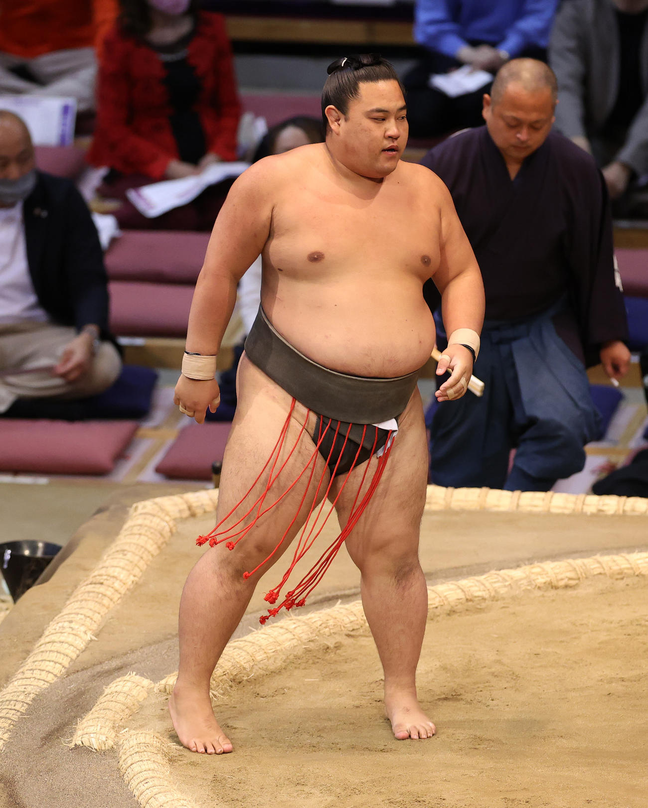 大相撲九州場所　2日目　琴裕将に押し出しで敗れた北大地（2022年11月14日撮影）