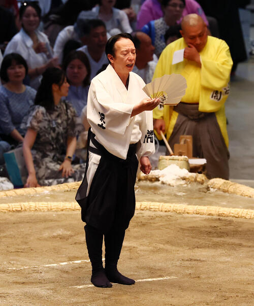 呼び出しの克之（撮影・加藤哉）