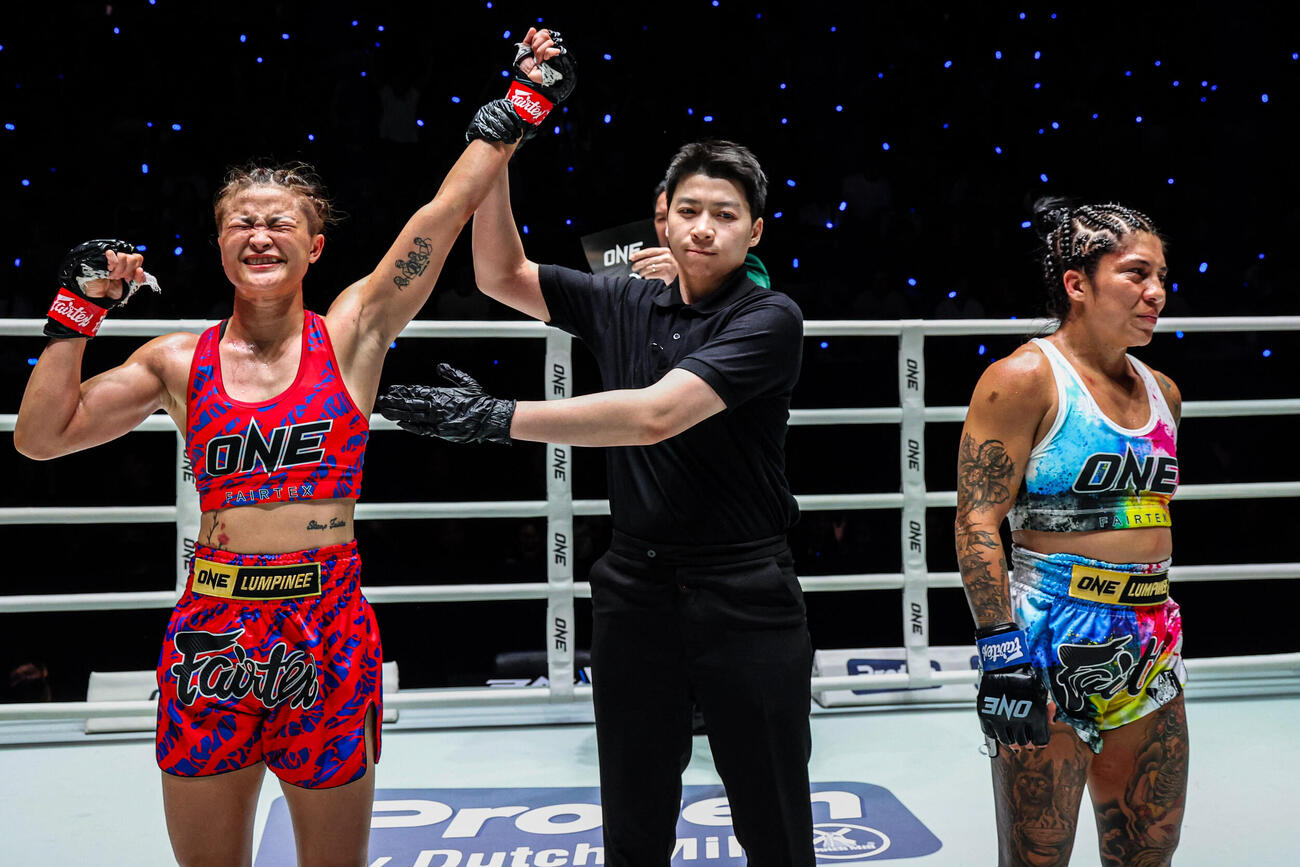 判定勝ちしたスタンプ（左）（C）ONE Championship