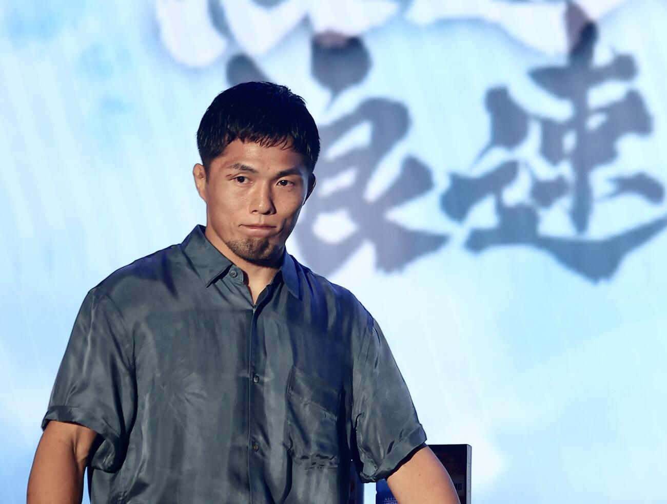 入場する冨沢大智（撮影・河田真司）