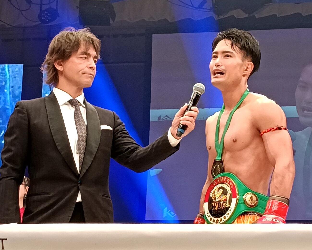 インタビューに答える重森陽太