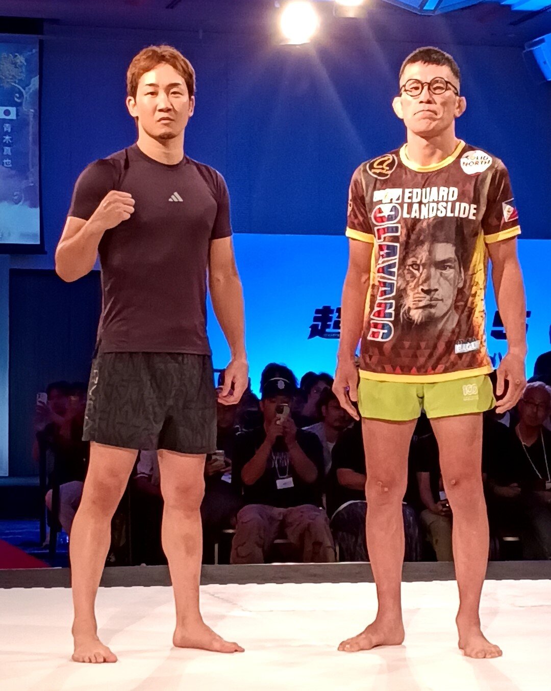 朝倉未来（左）と青木真也