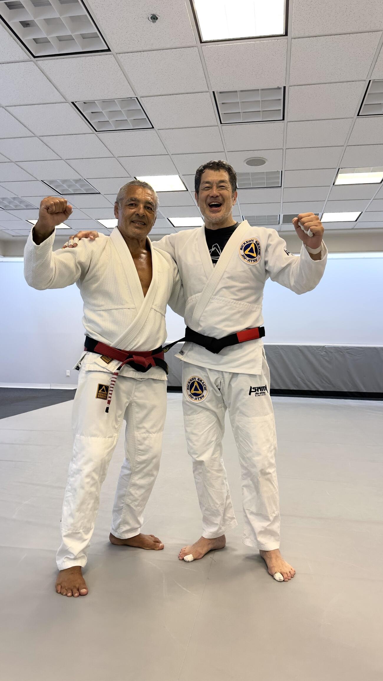 ヒクソン・グレイシー（左）と高田延彦氏