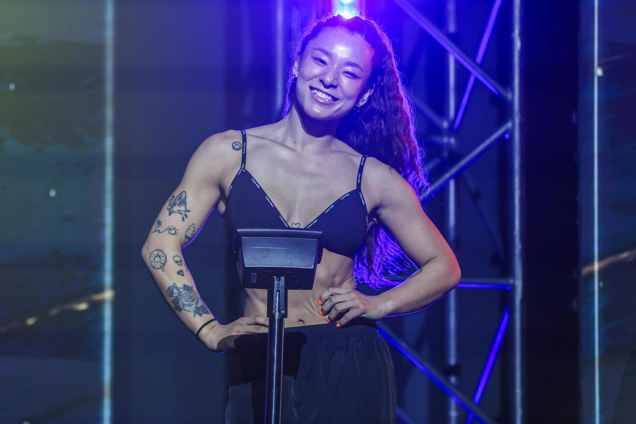 セクシーな黒の下着姿で計量をクリアした平田樹（C）ONE Championship