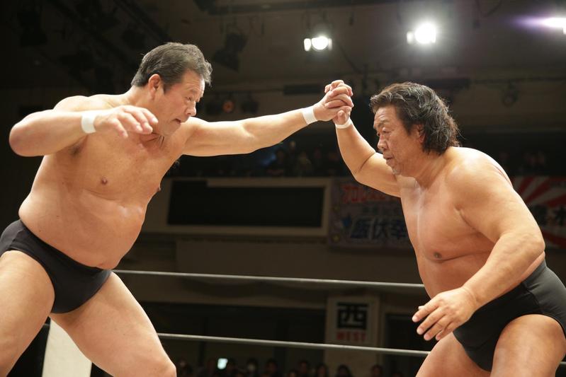 長州力、藤波辰爾が再び名勝負、昭和プロレスで魅了 - プロレス : 日刊