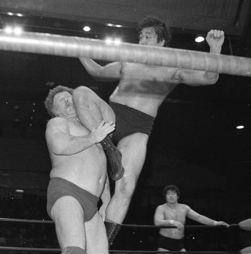 ミスターNWAハーリー・レイスさん死去／写真特集 - バトルライブ