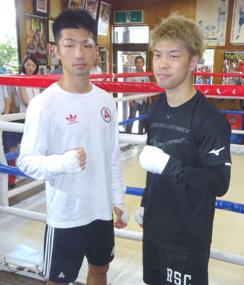 公開スパーリングを行った田中兄弟。右が世界3階級覇者の弟恒成、左が東京五輪を狙う兄亮明（撮影・加藤裕一）