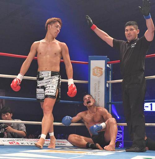 サミ・ラミリにKO勝利した野杁正明（撮影・上田博志）