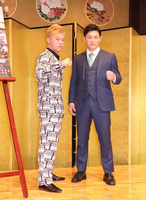 大みそかのRIZIN20で特別キックルールで対戦する那須川天心（左）と江幡塁