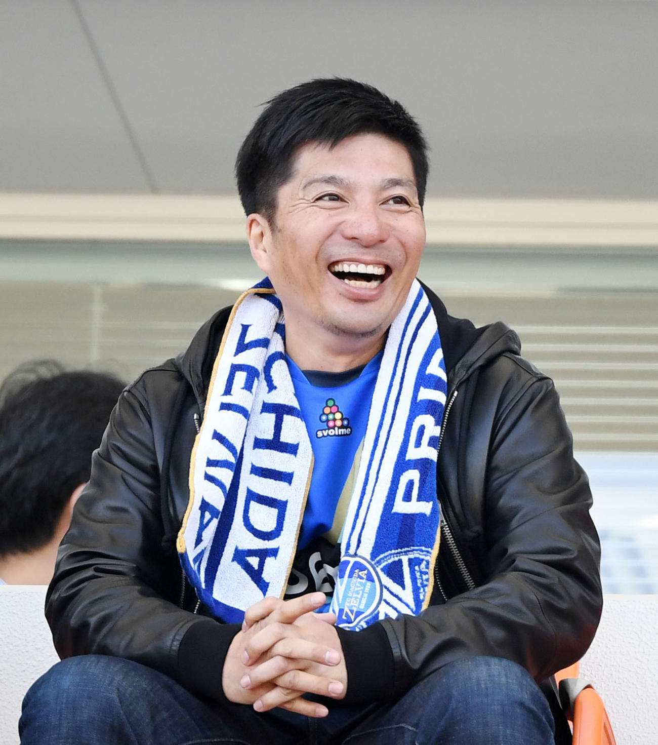 町田対東京V　笑顔で試合を見つめる株式会社サイバーエージェント取締役社長の藤田晋氏（2019年2月23日）