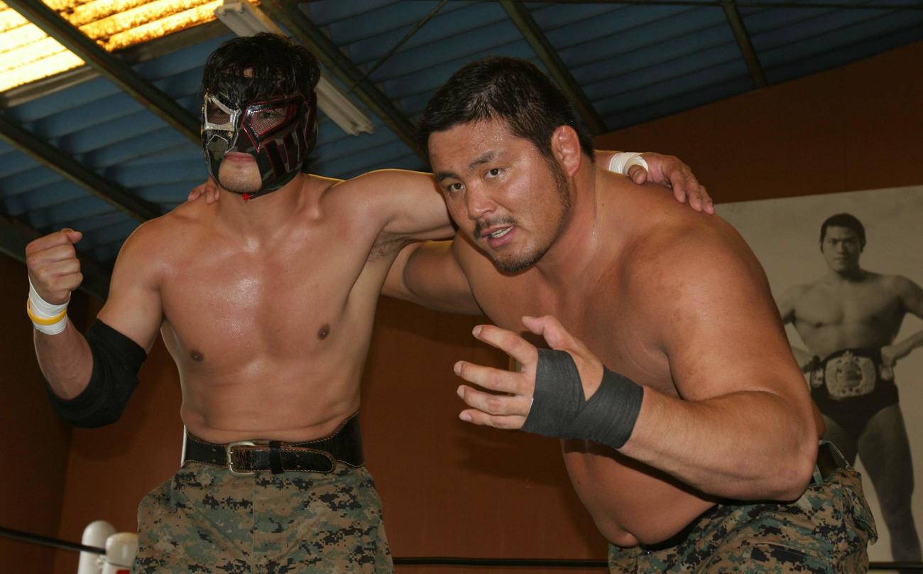 IWGPタッグに挑戦する中西学とケンドー・カシン（05年5月9日）