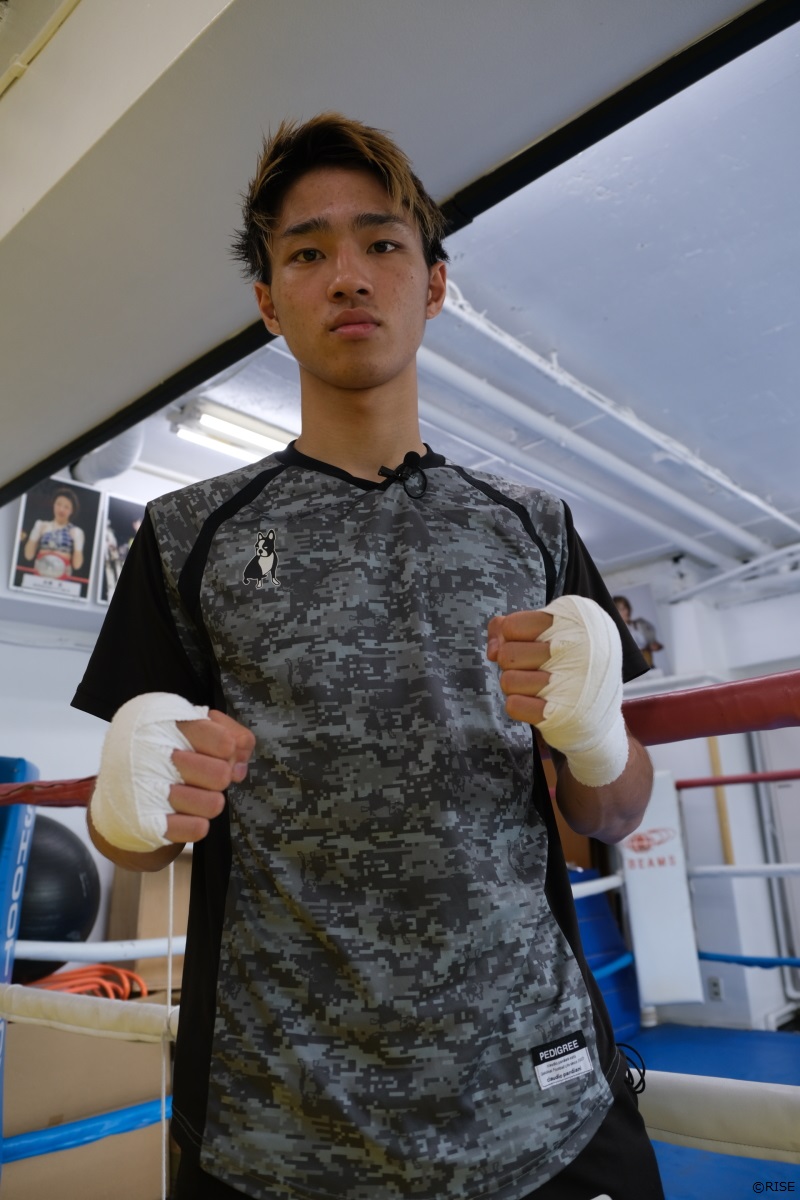 12日の那須川天心戦に向け練習を公開した笠原友希（ABEMA提供）