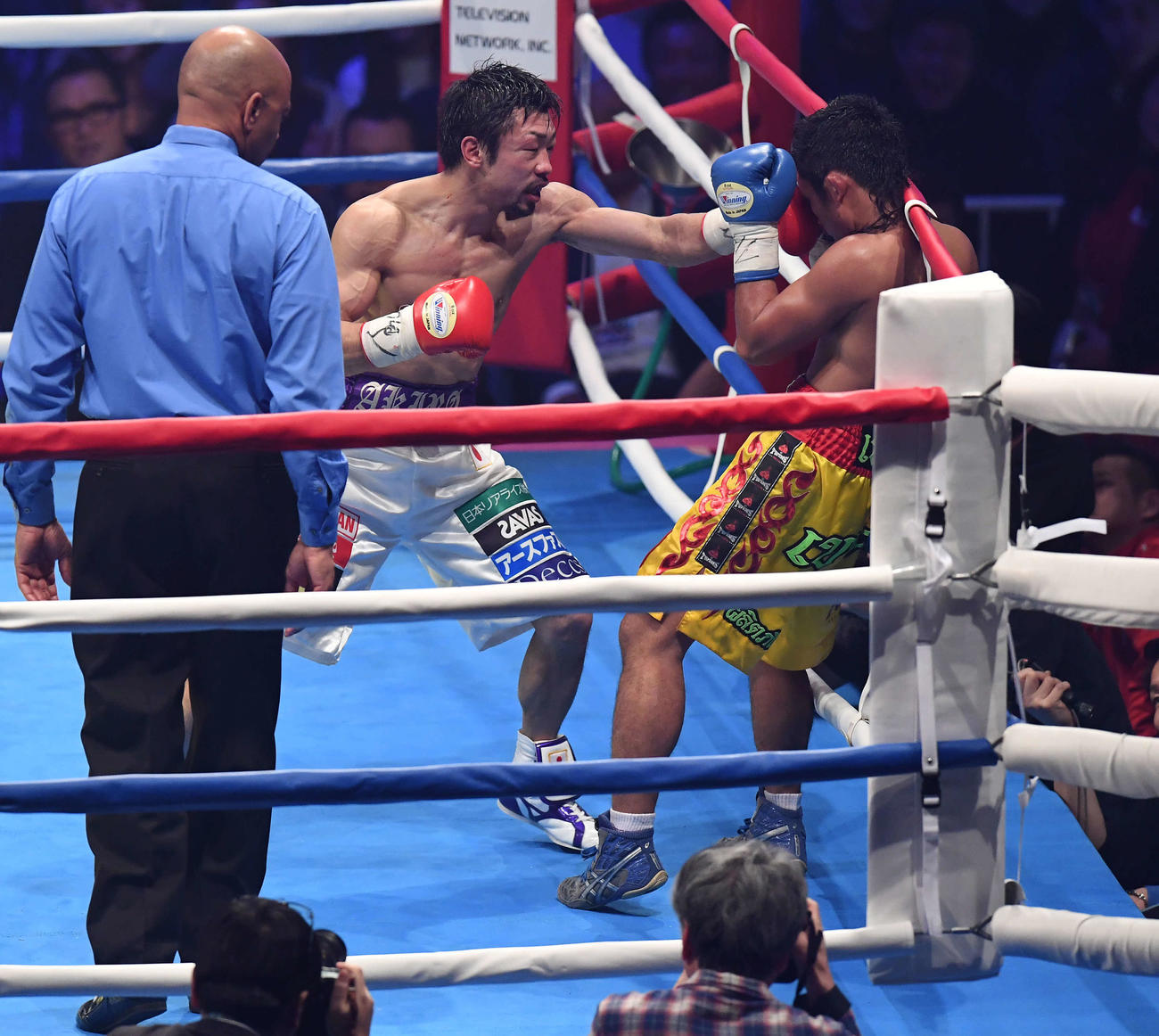 16年12月30日、12回、ラッシュする八重樫