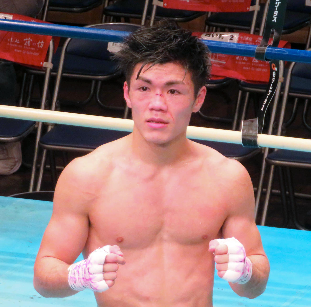 デビュー5連勝を飾った東洋太平洋フェザー級8位中野（撮影・藤中栄二）