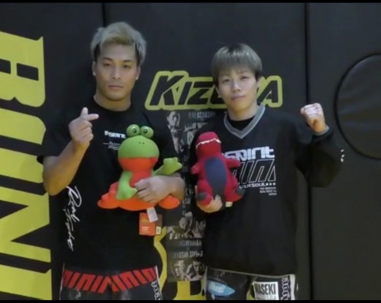 大みそかのRIZIN26大会に向け、練習を公開した太田忍（左）と浜崎朱加