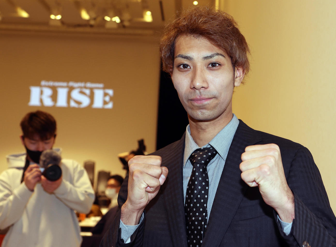 来年2月28日のRISE横浜大会でのデビューを発表した元西武の相内（撮影・野上伸悟）