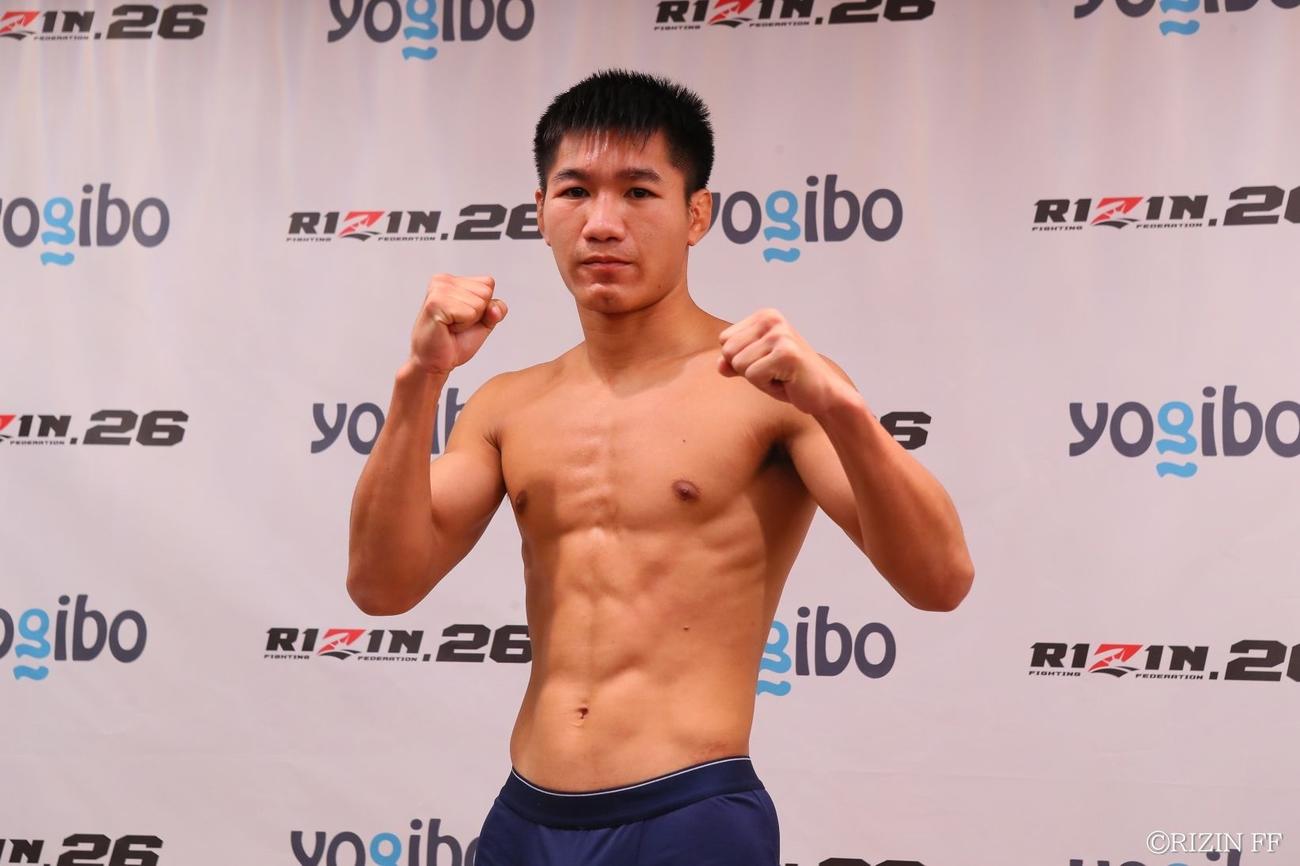 那須川天心戦に向け、静かに闘志を燃やすクマンドーイ・ペットジャルーンウィット（C）RIZINFF