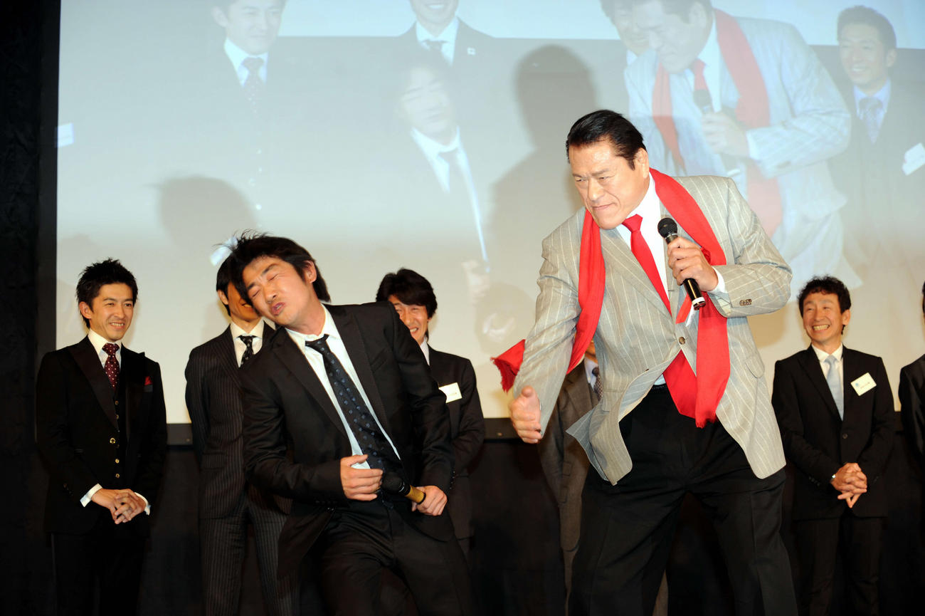 田中勝春騎手＝2012年12月17日