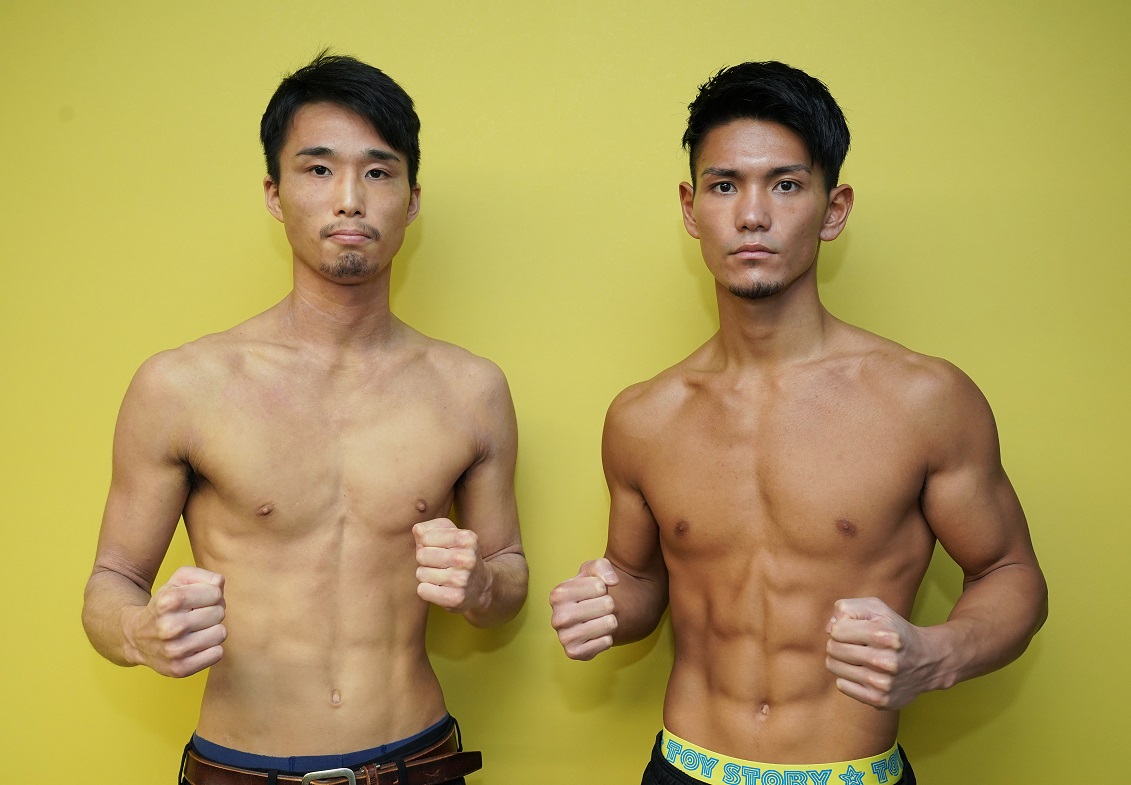 全日本ライト級決勝で対戦する浦川（右）と戸川は計量パス（写真提供：日本プロボクシング協会）