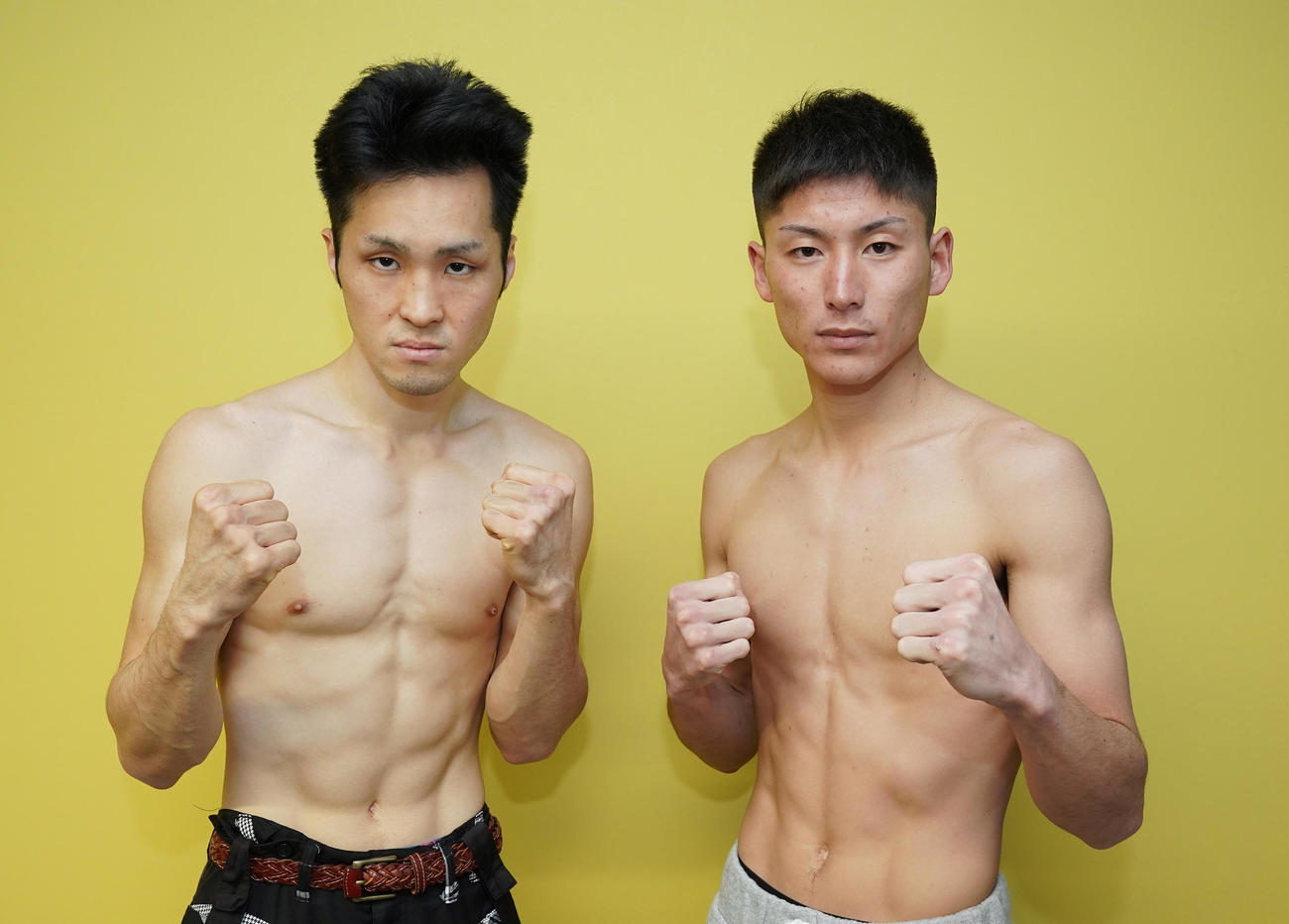 全日本スーパーバンタム級決勝で対戦する矢斬（左）と福永は計量パス（写真提供：日本プロボクシング協会）