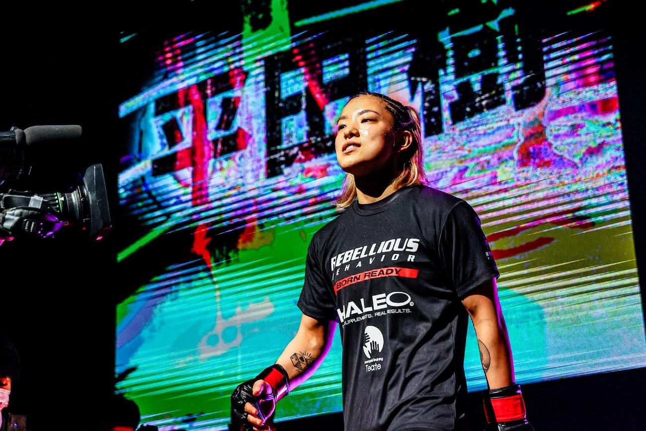 メインイベントで入場する平田(C) ONE Championship/ SUSUMU NAGAO