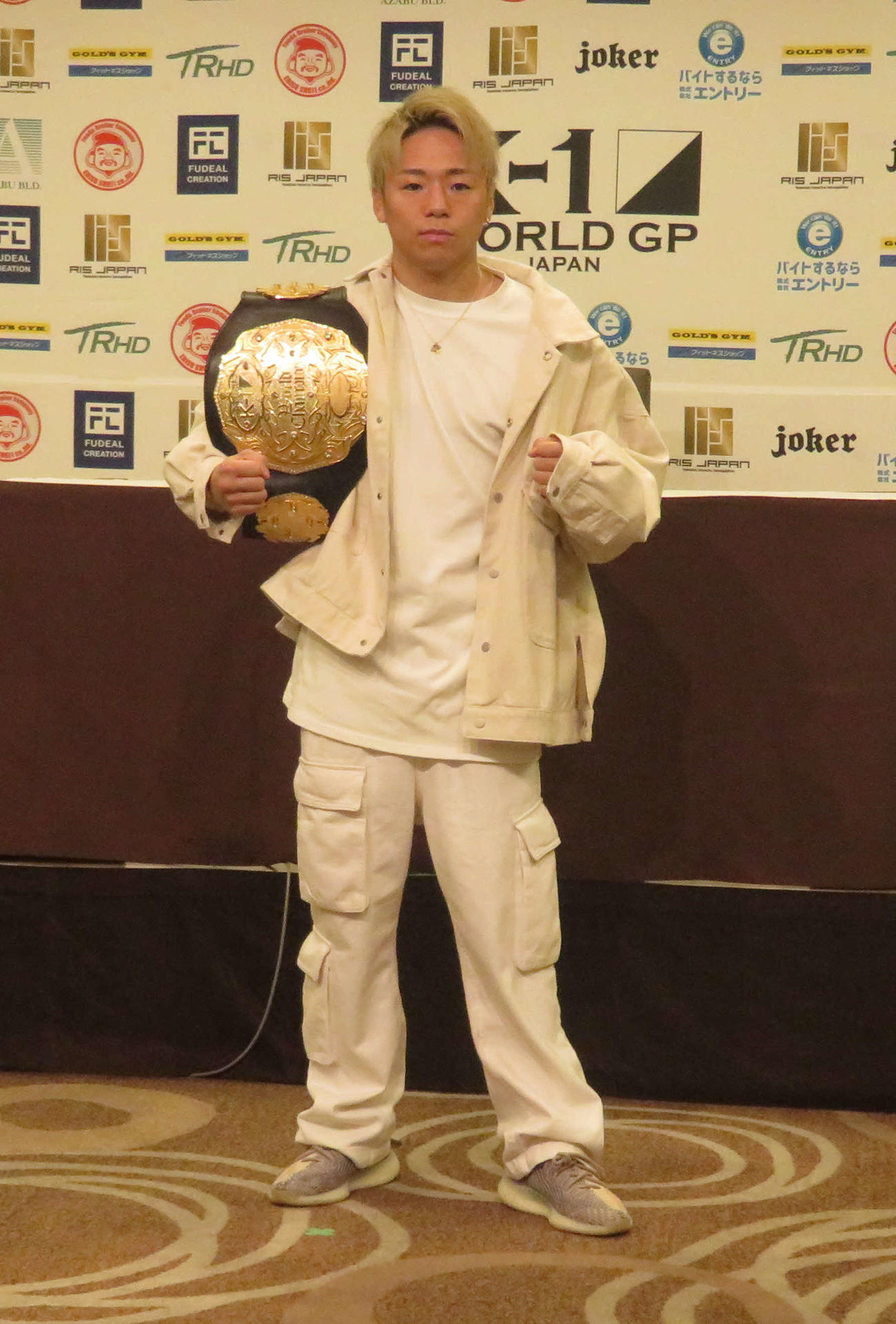 ケイズフェスタ4Day2の一夜明け会見に出席した武尊（撮影・松熊洋介）