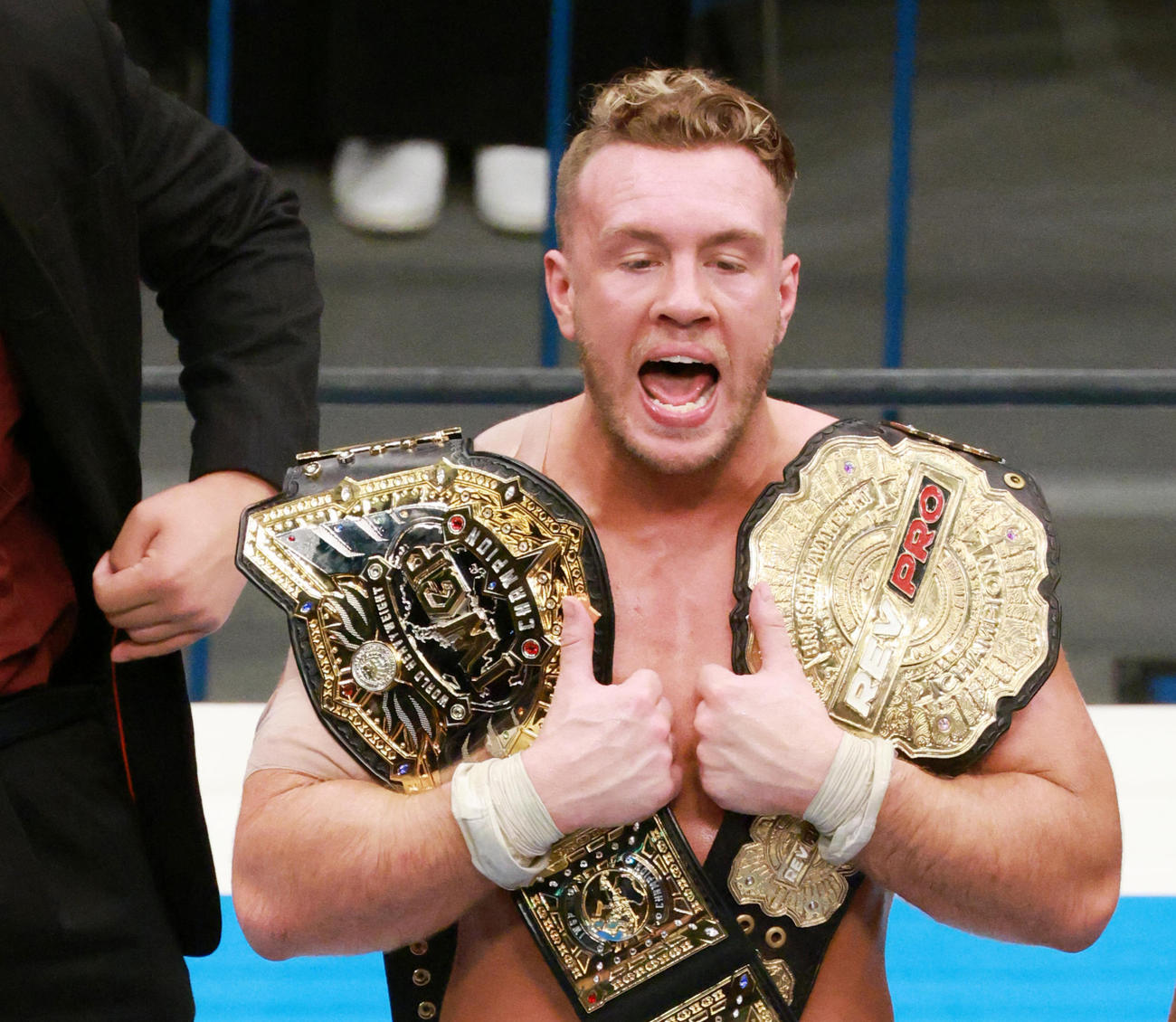 IWGP世界ヘビー級に輝いたウィル・オスプレイ（撮影・中島郁夫）
