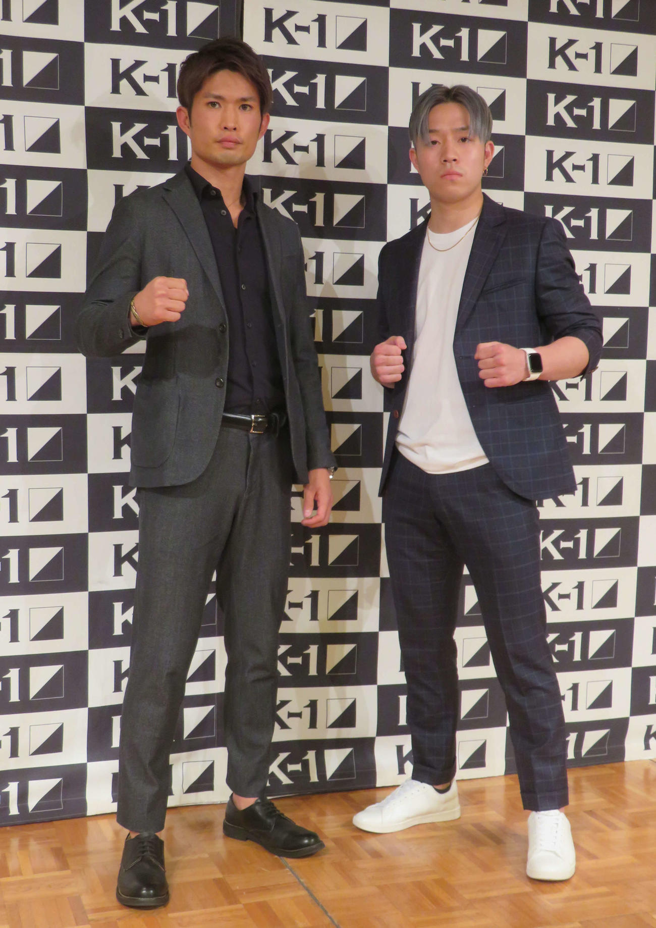 K－1デビュー戦が決まったMOMOTARO（左）。右は対戦相手の西元也史