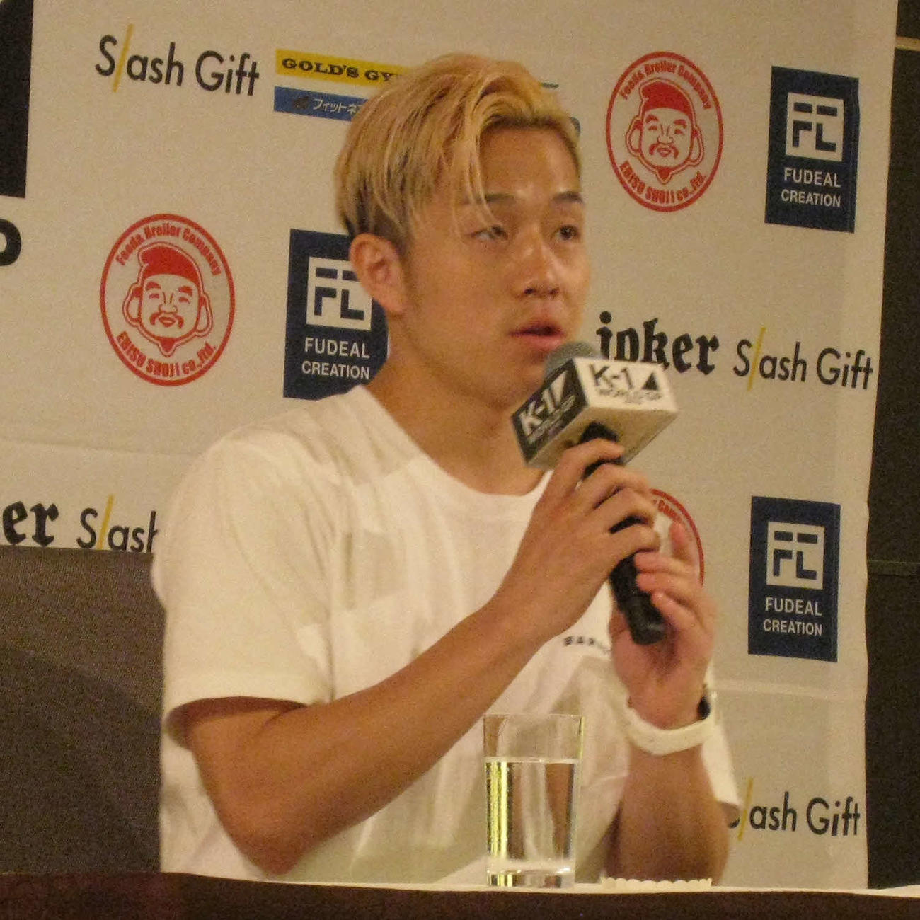 会見でKO数について語る西元也史（撮影・吉池彰）