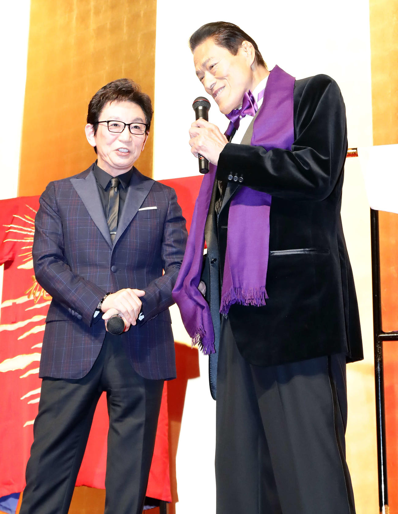 アントニオ猪木氏（右）と古舘伊知郎アナ（20年2月20日）