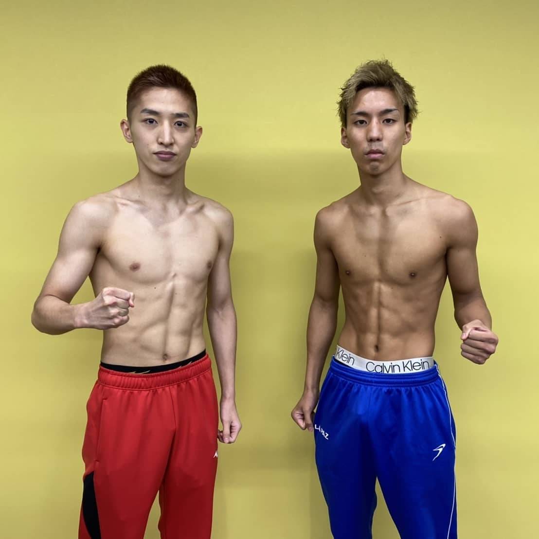 日本ユース・スーパーフライ級王座決定戦の前日計量をパスしたアマ8冠の中垣とメキシコ逆輸入ボクサー花田（大橋ジム提供）