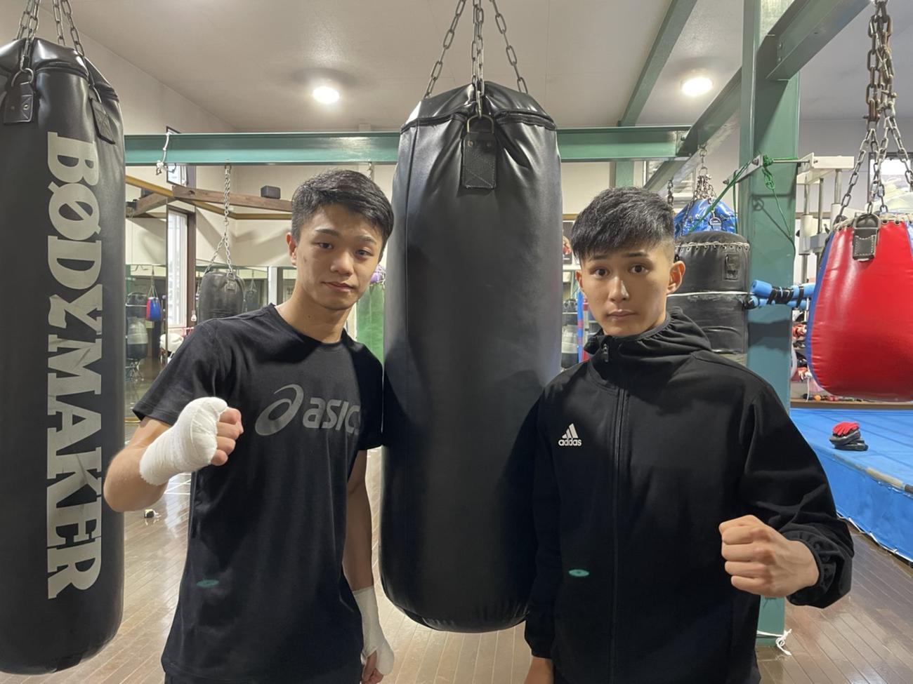 中谷潤人（左）と斎藤哲平（M．Tジム提供）