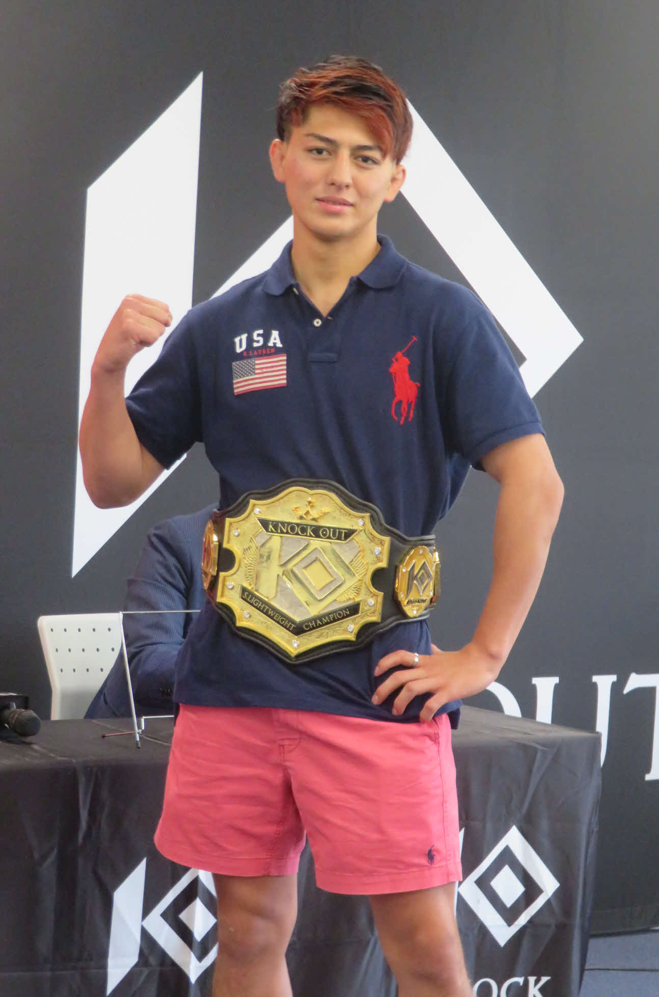 KNOCK OUT－BLACKスーパーライト級初代王者となった鈴木千裕は総合格闘技ルールへの挑戦も表明