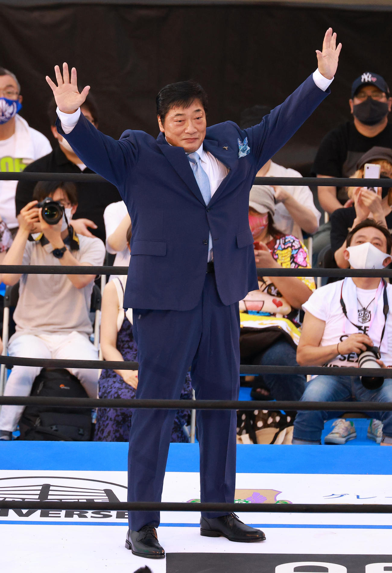 WRESTLE PETER PAN2021　特別立会人小橋建太氏（撮影・中島郁夫）