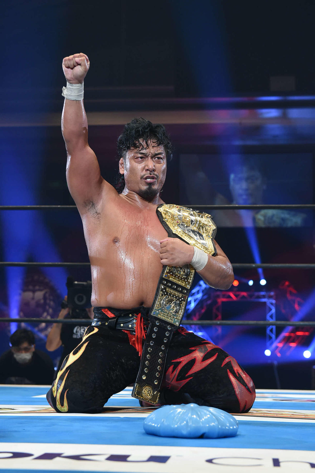 新日本プロレスG1クライマックス　初戦で石井智宏に勝利した鷹木信悟（新日本プロレス提供）