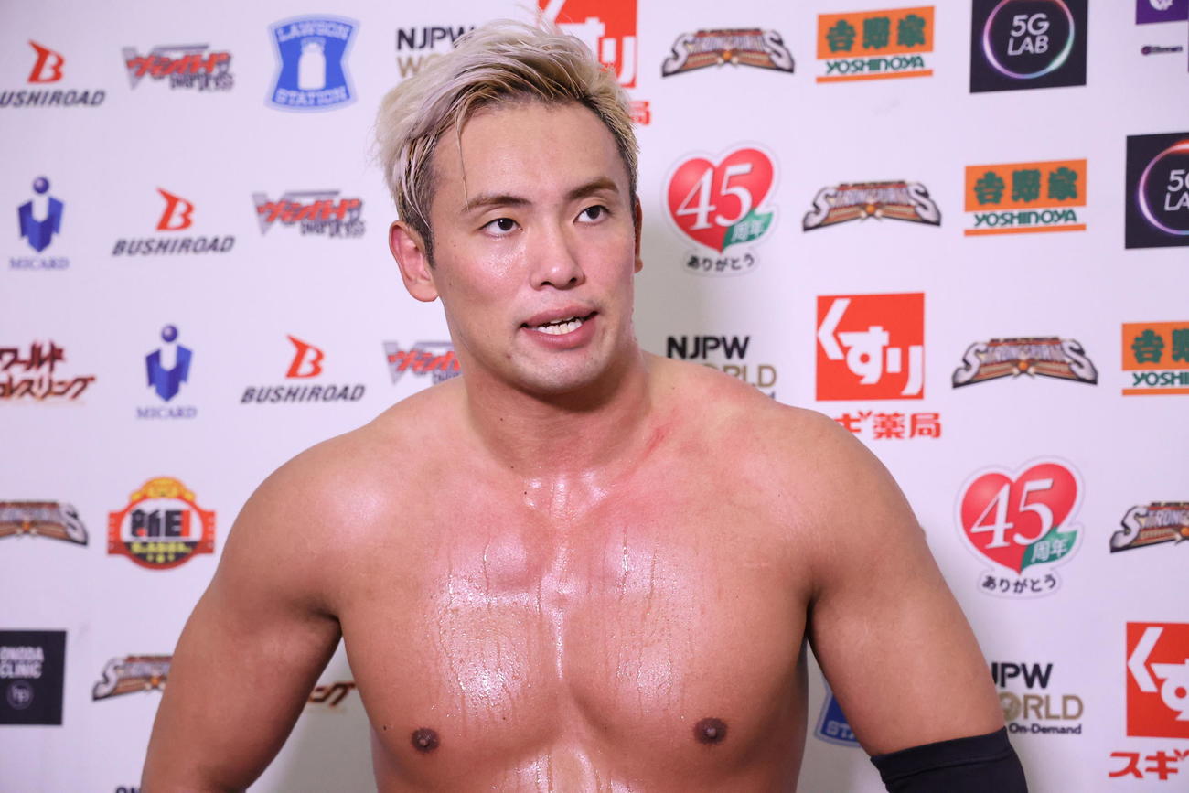 Bブロック公式戦6連勝で全勝キープしたオカダ（C）新日本プロレス