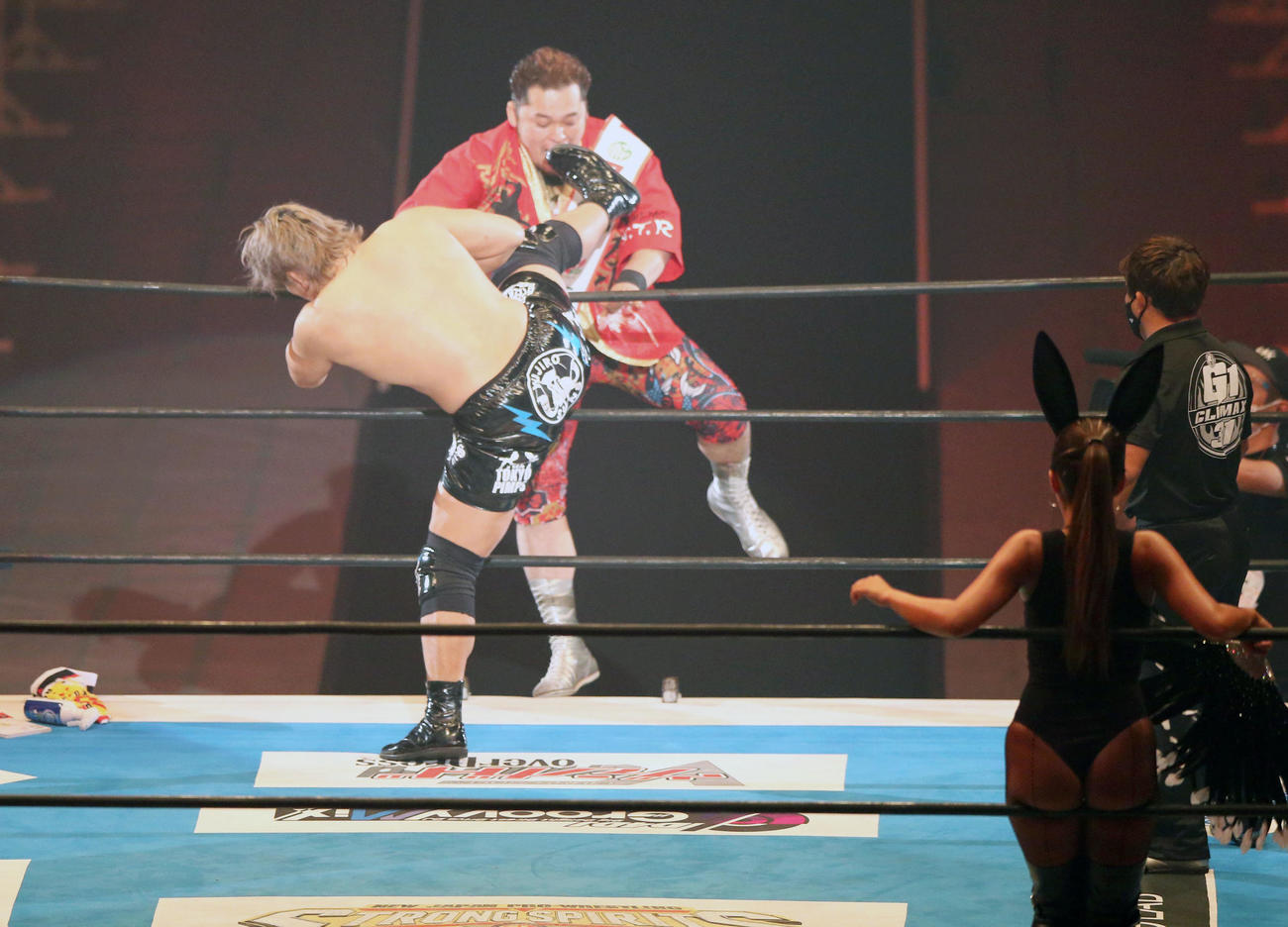 第4試合30分1本勝負「G1CLIMAX31」Aブロック公式戦　矢野通対高橋裕二郎（撮影・上山淳一）