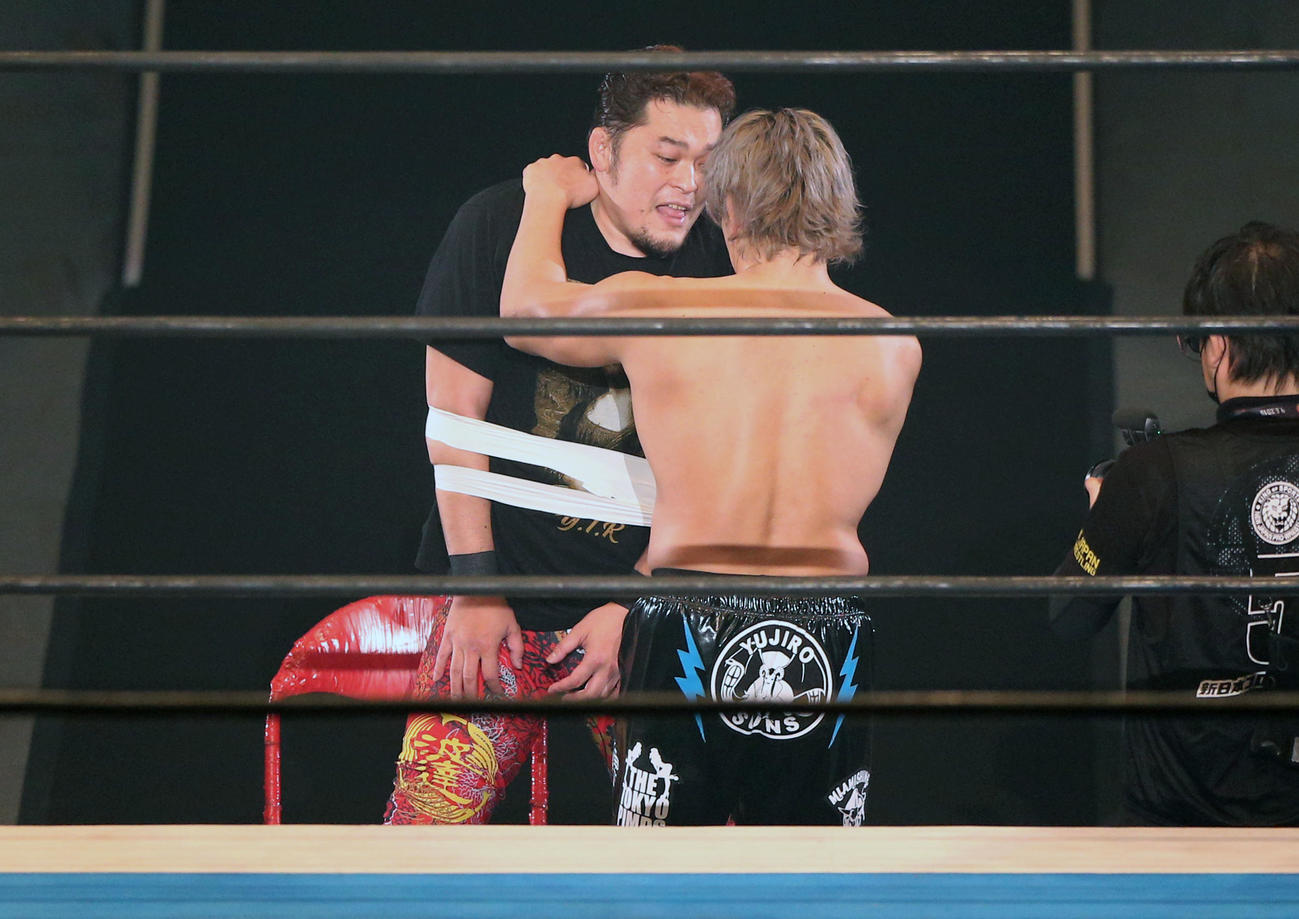 第4試合30分1本勝負「G1CLIMAX31」Aブロック公式戦　矢野通対高橋裕二郎（撮影・上山淳一）