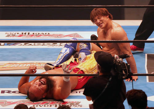 第6試合30分1本勝負「G1CLIMAX31」Aブロック公式戦　飯伏幸太対グレート－O－カーン（撮影・上山淳一）