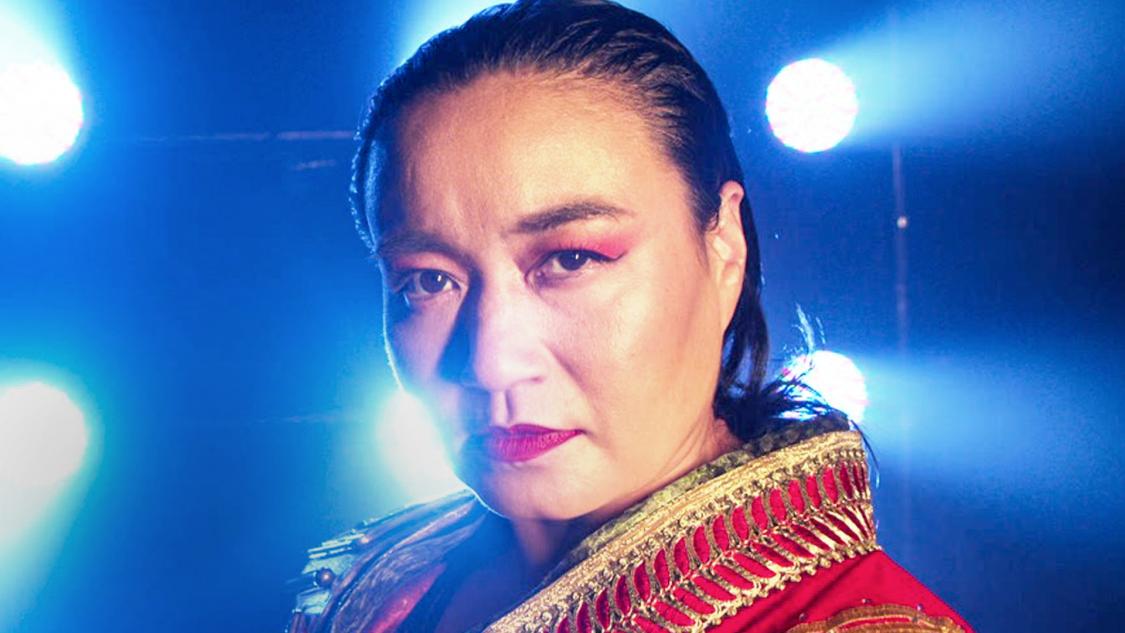 ジニーと映像を介して舌戦を展開したNXT UK女子王者里村明衣子（Ｃ）2021 WWE, Inc. All Rights Reserved.