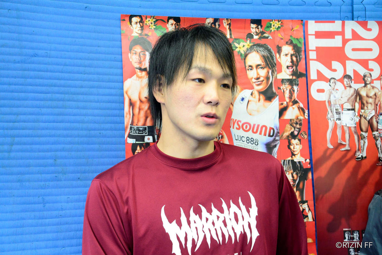 公開練習後のインタビューに応える大原（写真提供：RIZIN FF）