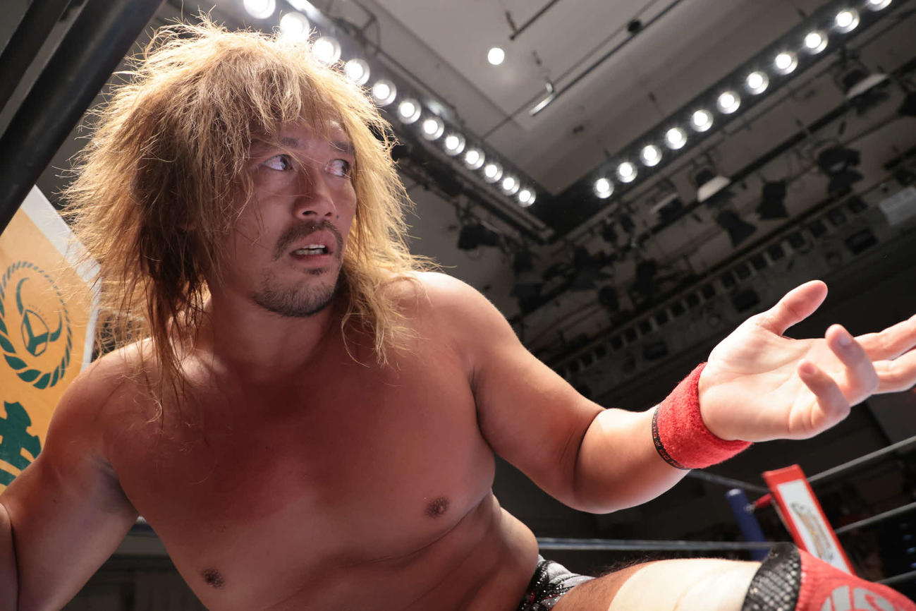 内藤哲也 復帰戦飾る 大変長らくお待たせしました 声をからし宣言 プロレス 日刊スポーツ