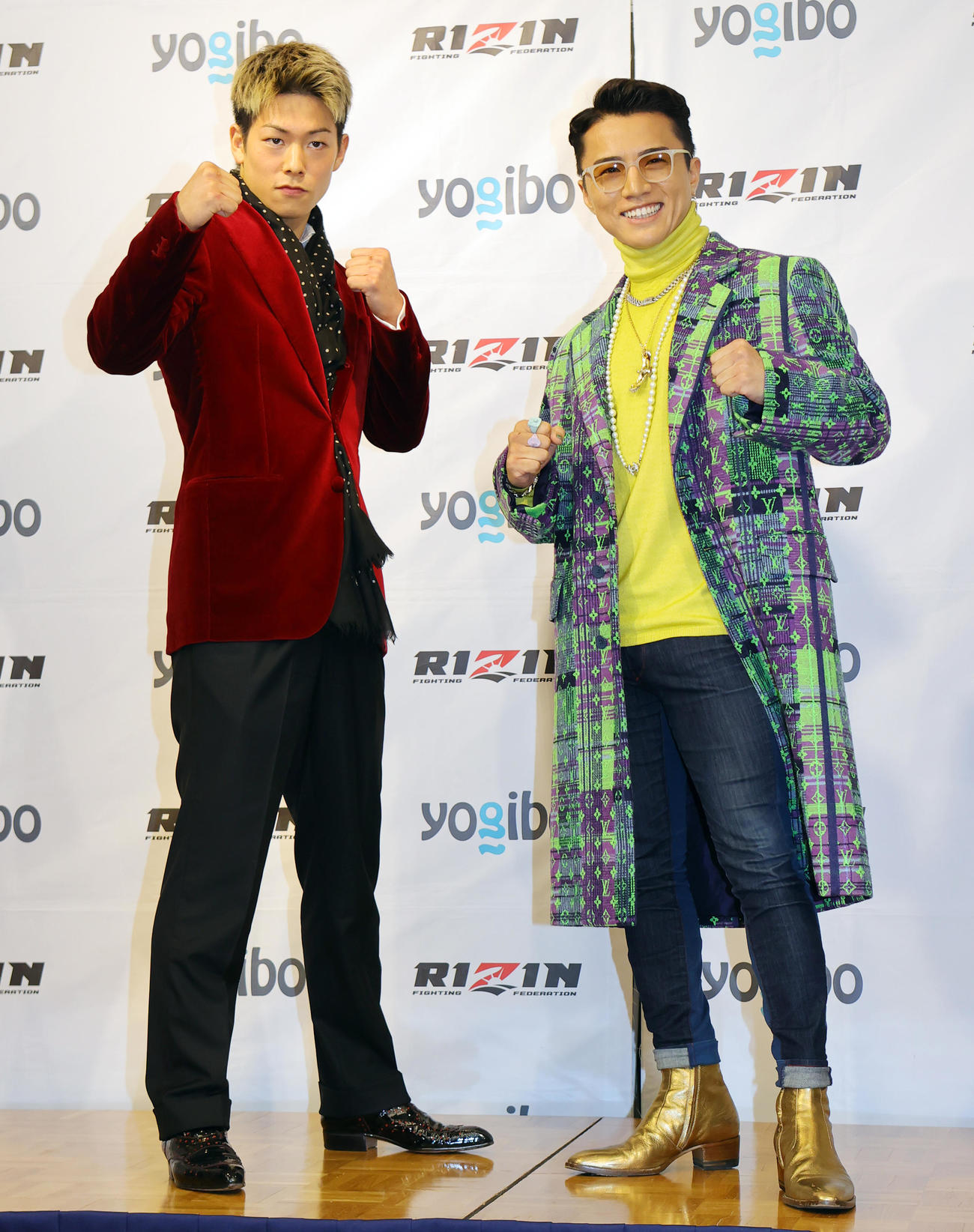 RIZIN．33の対戦カード発表会見を行った三浦孝太（左）とYUSHI（撮影・野上伸悟）