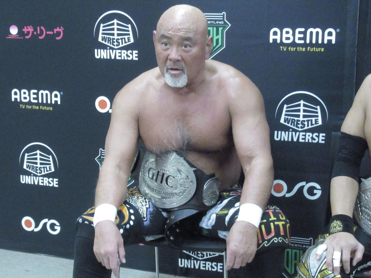 GHCタッグ王座を初防衛し晴れやかな表情の武藤敬司（撮影・勝部晃多）