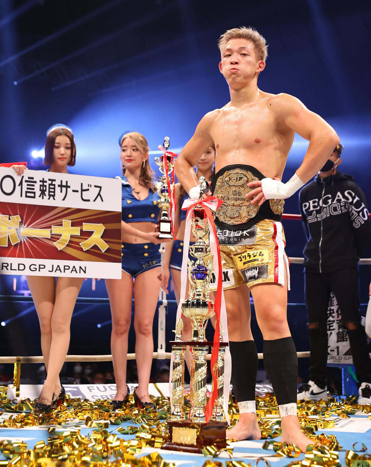 第2代ウエルター級王座決定トーナメントで優勝しほっとした表情を見せる野杁（2021年9月20日撮影）