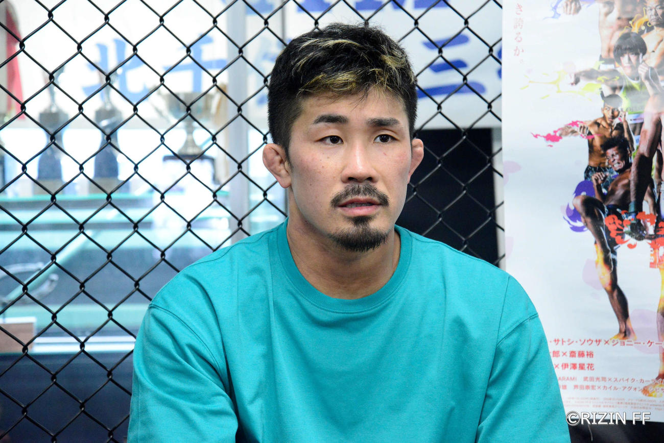 公開練習後にインタビューに応える芦田（提供・RIZIN FF）