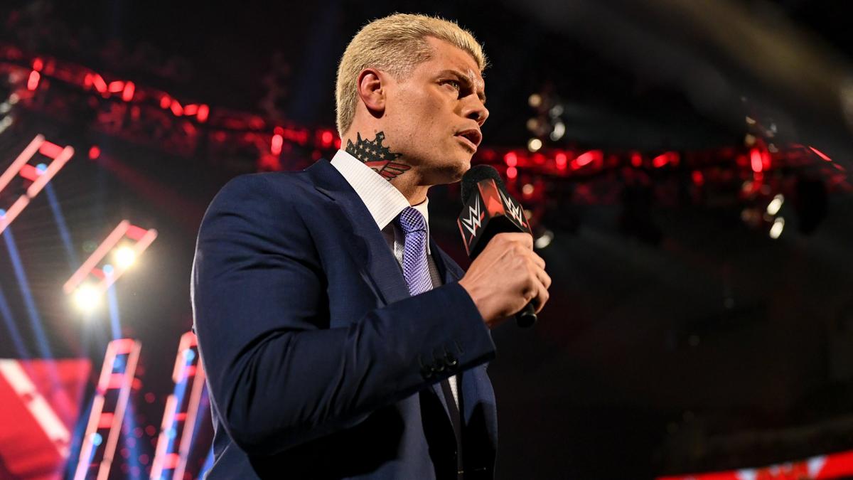ロウ大会オープニングに登場したコーディ・ローデス（C）2022 WWE, Inc. All Rights Reserved.