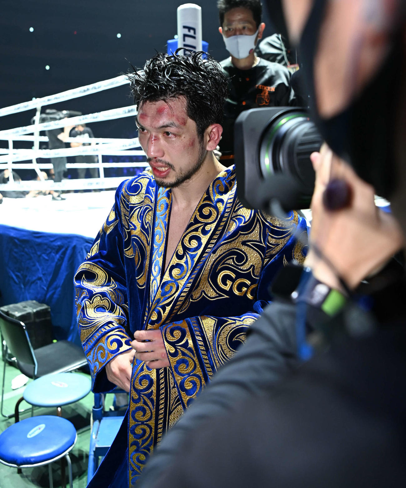 ゴロフキンに敗れ、引き揚げる村田（代表撮影）