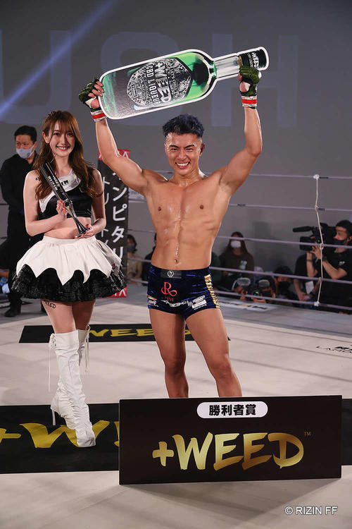 Rizin クレベル コイケが萩原京平に勝利 5戦連続の一本勝ち 詳細 バトルライブ速報写真ニュース 日刊スポーツ