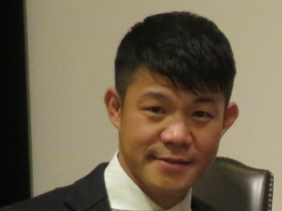 3150ファイトクラブの亀田興毅会長